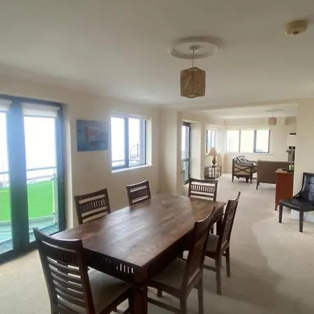 Seaside Views Apartment Galway